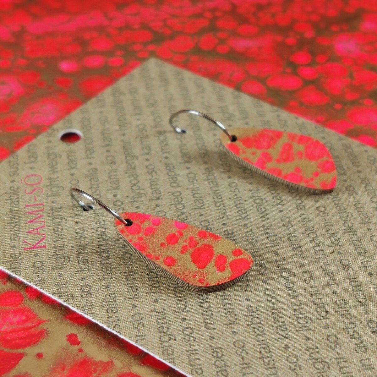 Oval Recycled Paper Earrings - Red & Gold Crackle