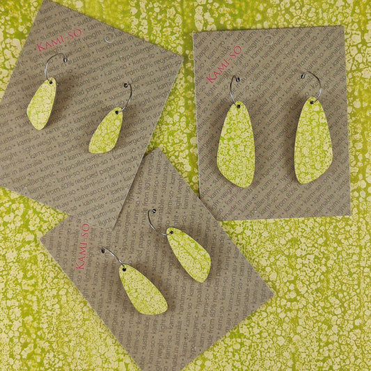 Oval Recycled Paper Earrings - Cream & Olive Crackle