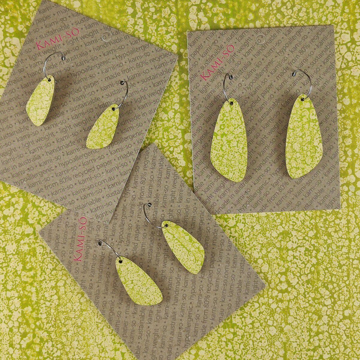 Oval Recycled Paper Earrings - Cream & Olive Crackle