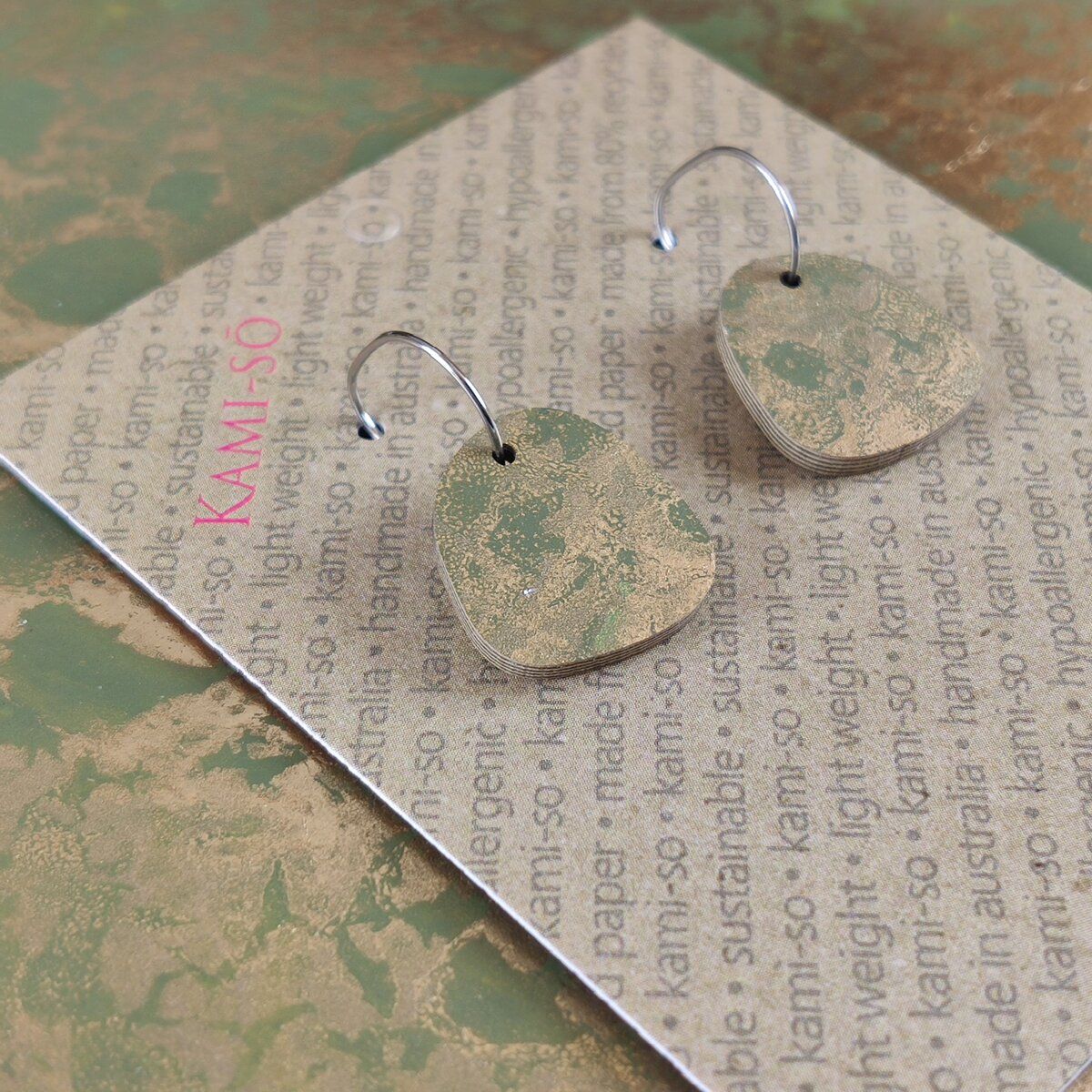 Square Recycled Paper Earrings - Green & Gold Crackle