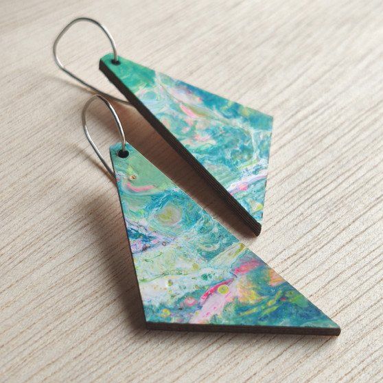 Reversible Triangle Recycled Paper Earrings - Green / Coral